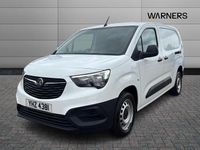Second-hand Vauxhall Combo 99 CP (72 kW) 2021 Alb Monovolum