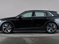 Begagnad Audi Q8 Sport 340 HK (250 kW) 2023 Svart SUV