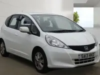 Used Honda Jazz ES 2013 White Hatchback