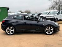 Used Vauxhall Astra GTC SRi 165 HP (121 kW) 2015 Black Hatchback