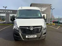 Second-hand Vauxhall Movano 2021 Alb