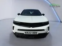 Used Vauxhall Mokka SRi 99 HP (72 kW) 2022 White SUV