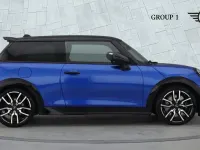 Used Mini Cooper S Hatch 201 HP (147 kW) 2026 Blue Hatchback
