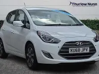 Used Hyundai ix20 SE 90 HP (66 kW) 2018 White Hatchback