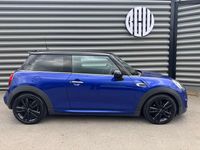 Begagnad Mini Cooper Hatch 2019 Blå Halvkombi