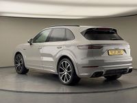 Used Porsche Cayenne 462 HP (339 kW) 2021 Crayon grey SUV