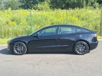 Used Tesla Model 3 RWD 208 kW (283 HP) 2022 Black Sedan