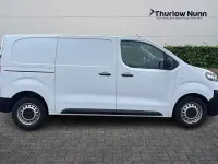 Used Vauxhall Vivaro S 145 HP (106 kW) 2023 White MPV