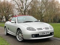 Usado MG TF 135 HP (99 kW) 2004 Prateado Cabrios