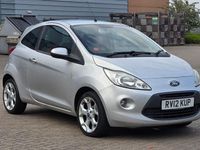 Begagnad Ford Ka Titanium 2012 Silver Halvkombi