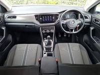 Używany VW T-Roc SE 115 KM (84 kW) 2018 Biały SUV