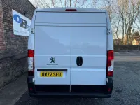 Usado Peugeot Boxer Premium 140 HP (102 kW) 2023 Branco Van