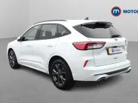 Usado Ford Kuga ST-Line 224 HP (164 kW) 2022 Branco SUV