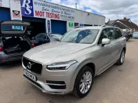 Used Volvo XC90 Momentum 235 HP (172 kW) 2017 Gold SUV