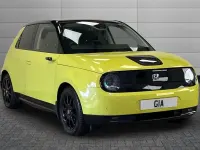 Usado Honda e Advance 113 kW (154 HP) 2022 Amarelo Citadino