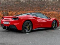 Used Ferrari 488 670 HP (492 kW) 2016 Red Coupe