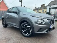 Begagnad Nissan Juke N-Connecta 143 HK (105 kW) 2022 Grå SUV