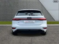 Nouă Audi e-tron Sport 269 kW (367 CP) 2025 Alb SUV