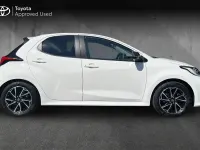 Used Toyota Yaris Design 114 HP (83 kW) 2022 Pure white Hatchback