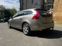 Usado Volvo V60 SE 181 CV (133 kW) 2014 Dorado Familiar