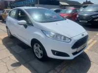 Used Ford Fiesta Zetec 2013 White Hatchback