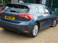 Używany Ford Focus Titanium 125 KM (91 kW) 2019 Niebieski Hatchback