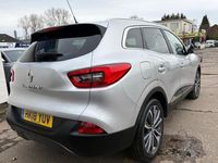 Usado Renault Kadjar Signature 130 HP (95 kW) 2018 Prateado SUV