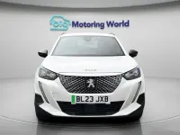 Used Peugeot e-2008 Allure+ 100 kW (136 HP) 2023 White SUV