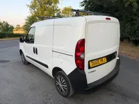 Used Vauxhall Combo 2015 White MPV