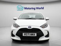 Used Toyota Yaris Hybrid 116 HP (85 kW) 2022 White Hatchback