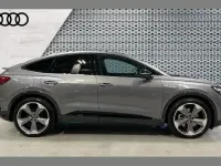 Begagnad Audi Q4 Sportback e-tron Black Edition 206 kW (281 HK) 2025 Grå SUV
