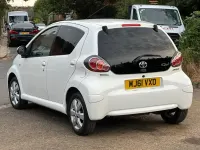 Used Toyota Aygo 68 HP (50 kW) 2011 White Hatchback