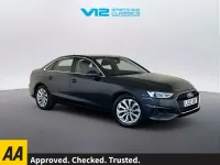 Begagnad Audi A4 Advanced 150 HK (110 kW) 2023 Grå Sedan