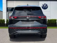 New VW Touran R-line 2026 Black MPV