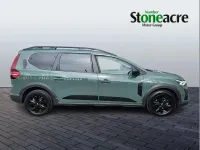 Used Dacia Jogger Extreme 110 HP (80 kW) 2023 Green MPV