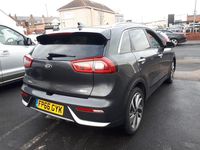 Used Kia Niro 139 HP (102 kW) 2016 Grey SUV