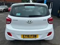 Used Hyundai i10 SE 2016 White Hatchback