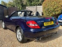 Used Mercedes SLK200 184 HP (135 kW) 2010 Blue Cabriolet