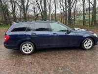 Used Mercedes C220 Executive 170 HP (125 kW) 2012 Blue Estate