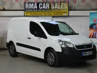 Used Peugeot Partner S 2017 White