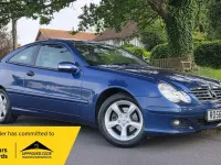 Used Mercedes C180 SE 143 HP (105 kW) 2006 Blue Coupe