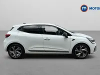Used Renault Clio RS Line 90 HP (66 kW) 2023 White Hatchback