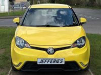 Used MG MG3 2015 Yellow Hatchback