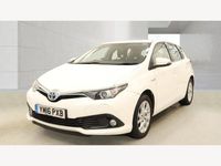 Used Toyota Auris Hybrid 2016 White Hatchback