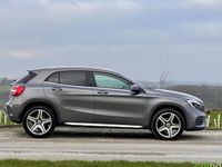 Usado Mercedes GLA200 AMG line 136 HP (100 kW) 2018 Cinzento SUV