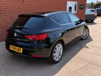 Used Seat Leon XCELLENCE 190 HP (139 kW) 2019 Black Hatchback