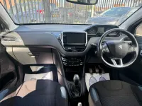 Used Peugeot 208 Allure 68 HP (50 kW) 2013 Grey Hatchback