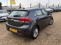 Used Kia Rio 77 HP (56 kW) 2017 Grey Hatchback