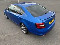 Usado Skoda Octavia vRS 230 HP (169 kW) 2018 Azul Citadino