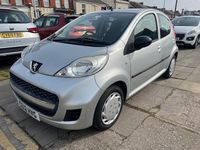 Used Peugeot 107 68 HP (50 kW) 2012 Silver Hatchback